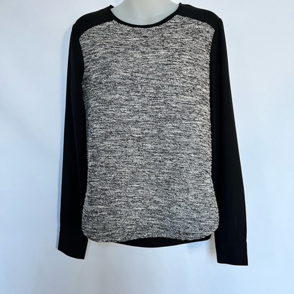 Ann Taylor Women Black and Silver Front Long Sleeves Pullover Sweater Size S - Picture 3 of 7